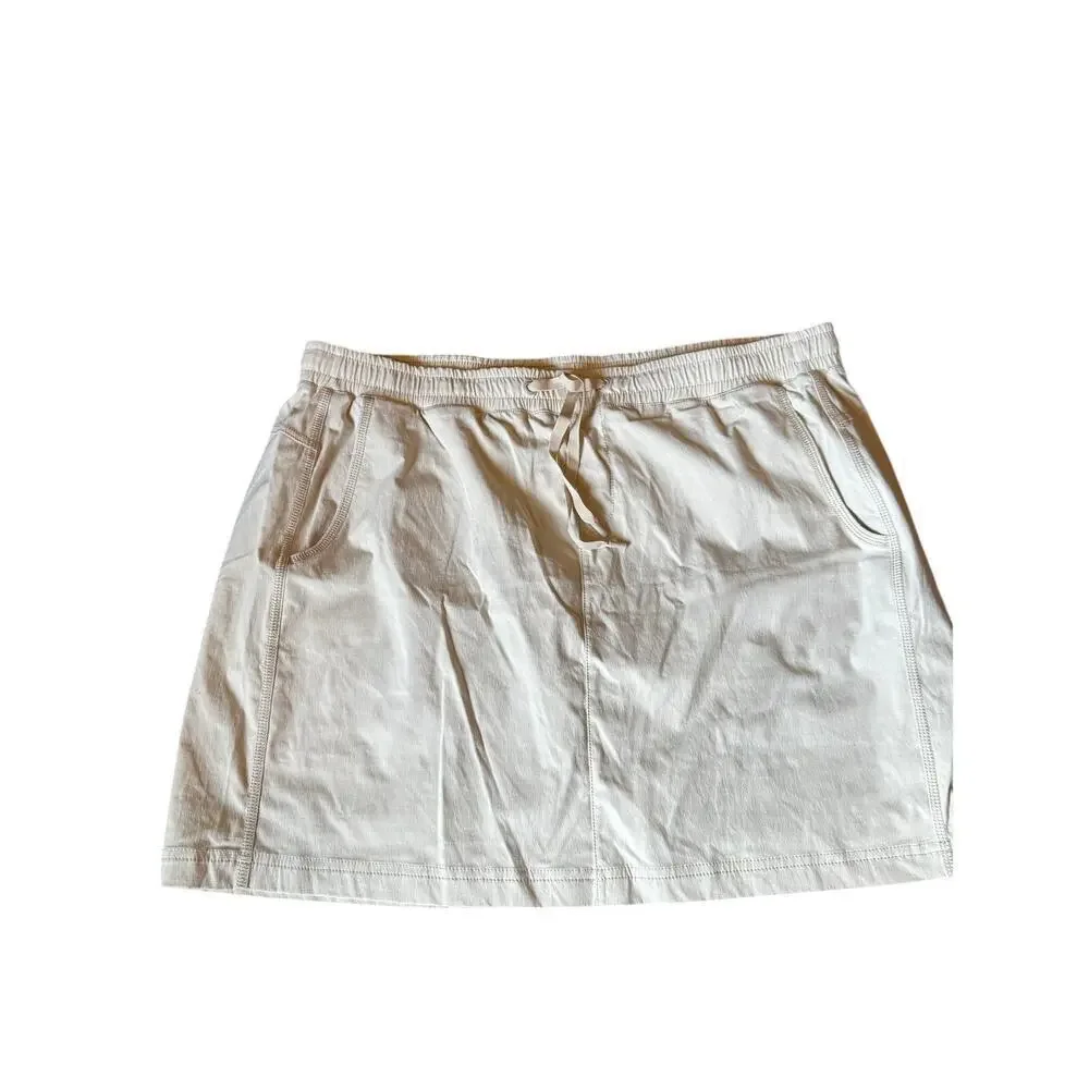 Columbia Beige Skort Skirt Women’s Size 14 Outdoor Hiking Casual Activewear